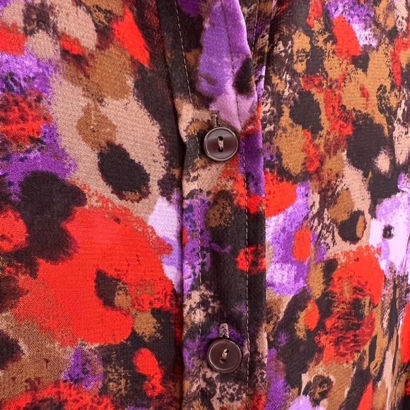 Coldwater Creek Womens Size Medium 10-12 Red Lightweight Blouse shirt Top Fall - Picture 3 of 8